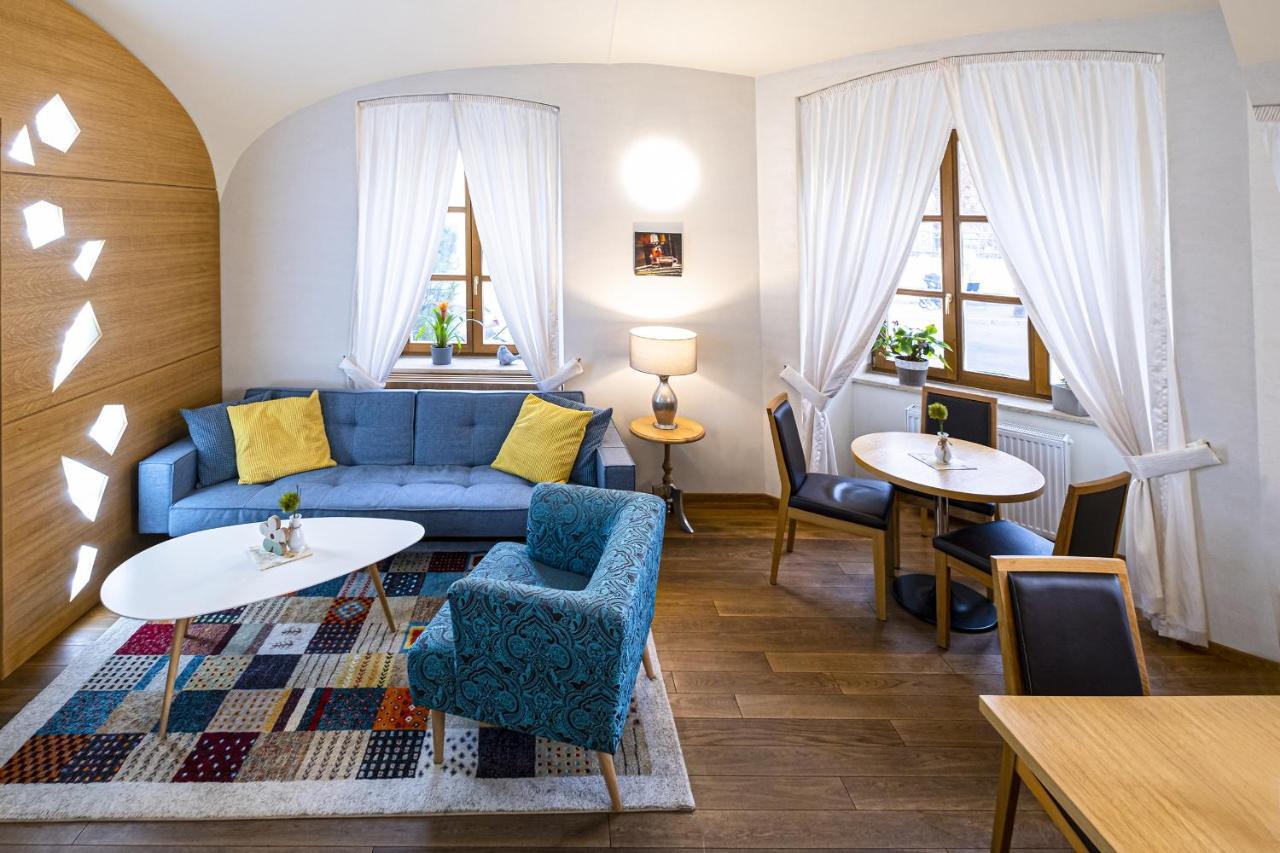 Hotel Mario Lednice Luaran gambar